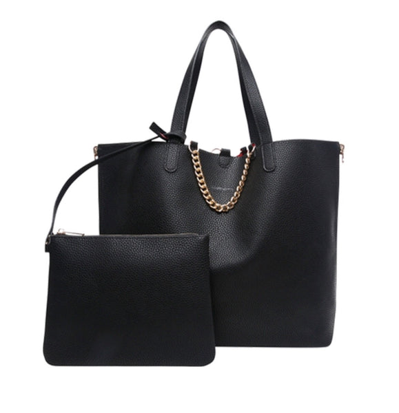 Reversible purse with clutch colors black and red